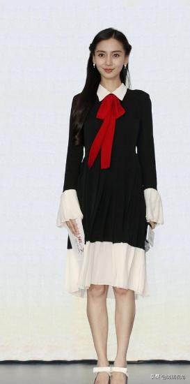 女上衣夏装新款图片（女时尚夏季上衣）