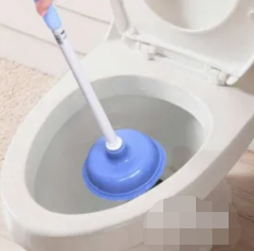 疏通马桶最有效的办法（疏通马桶最有效的办法图片）