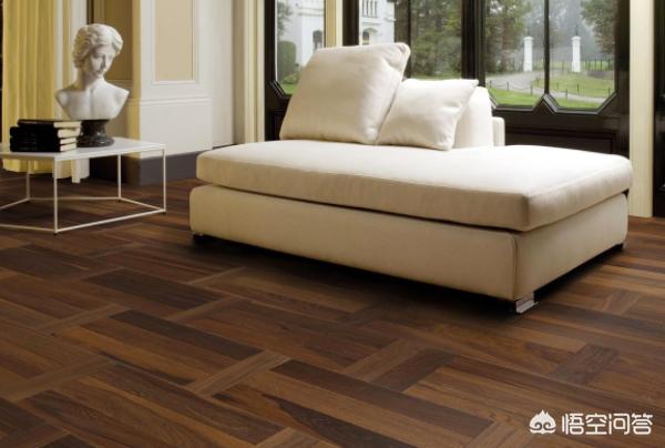 强化地板的优点和缺点（强化地板的作用）